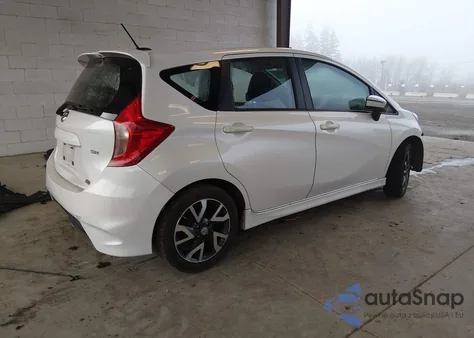 2015 Nissan Versa Note Sr z USA, uszkodzony, nr VIN 3N1CE2CPXFL416221